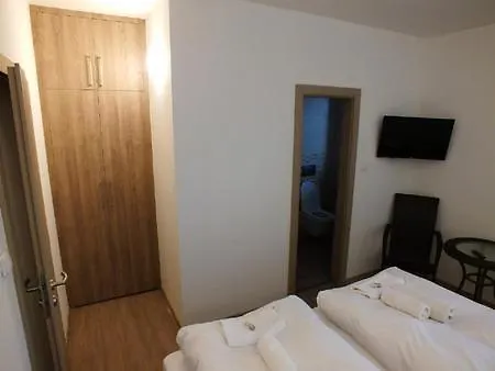 بيت ضيافة U Koruny Ústí nad Labem